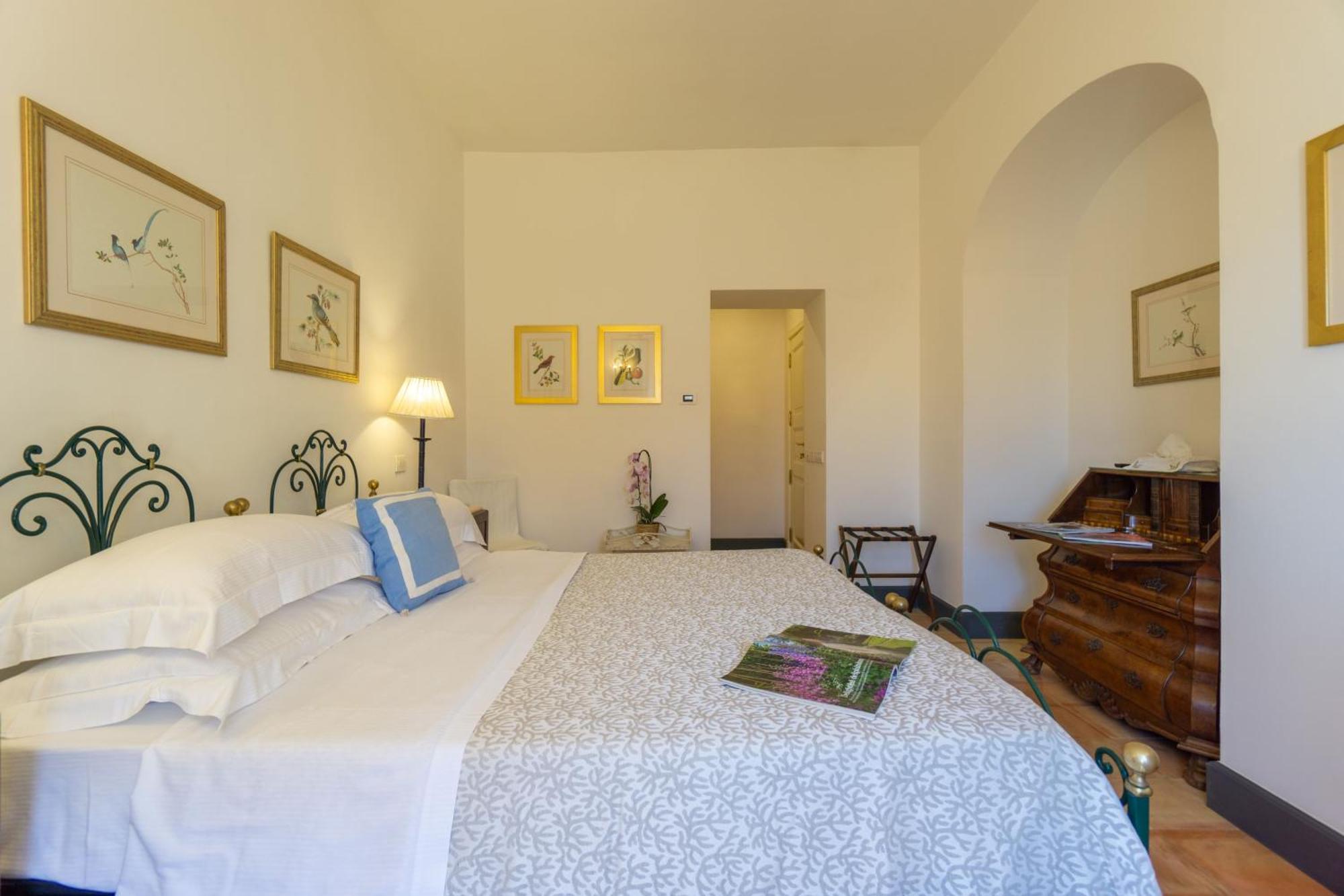 Palazzo Belmonte Hotell Santa Maria di Castellabate Exteriör bild